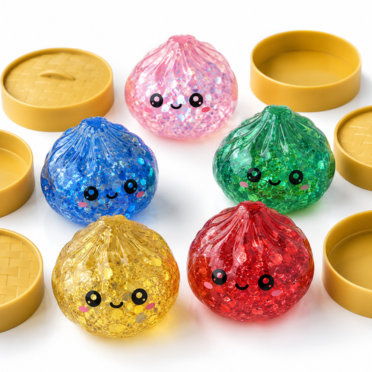 Cinq squishies kawaii pailletés (rose, bleu, vert, jaune, rouge) sur fond blanc, vue d'ensemble de la collection
